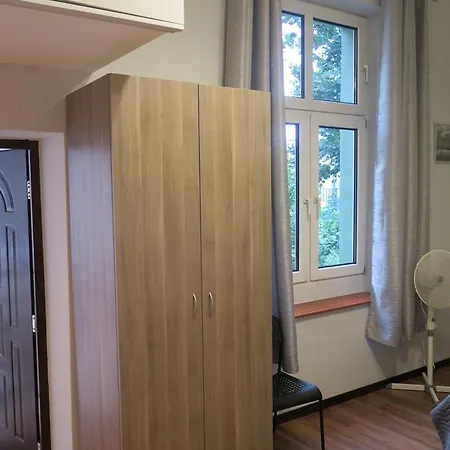 Apartment Boomerang *